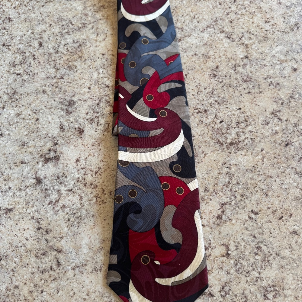 URBAN CANVAS NWT MEN'S TIE 100% SILK